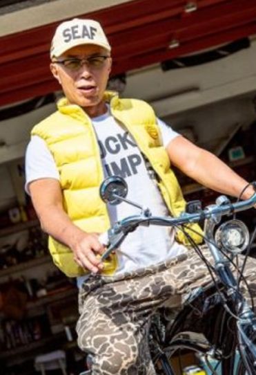 所ジョージのファッション集!ジーンズ、Tシャツのブランドは ...